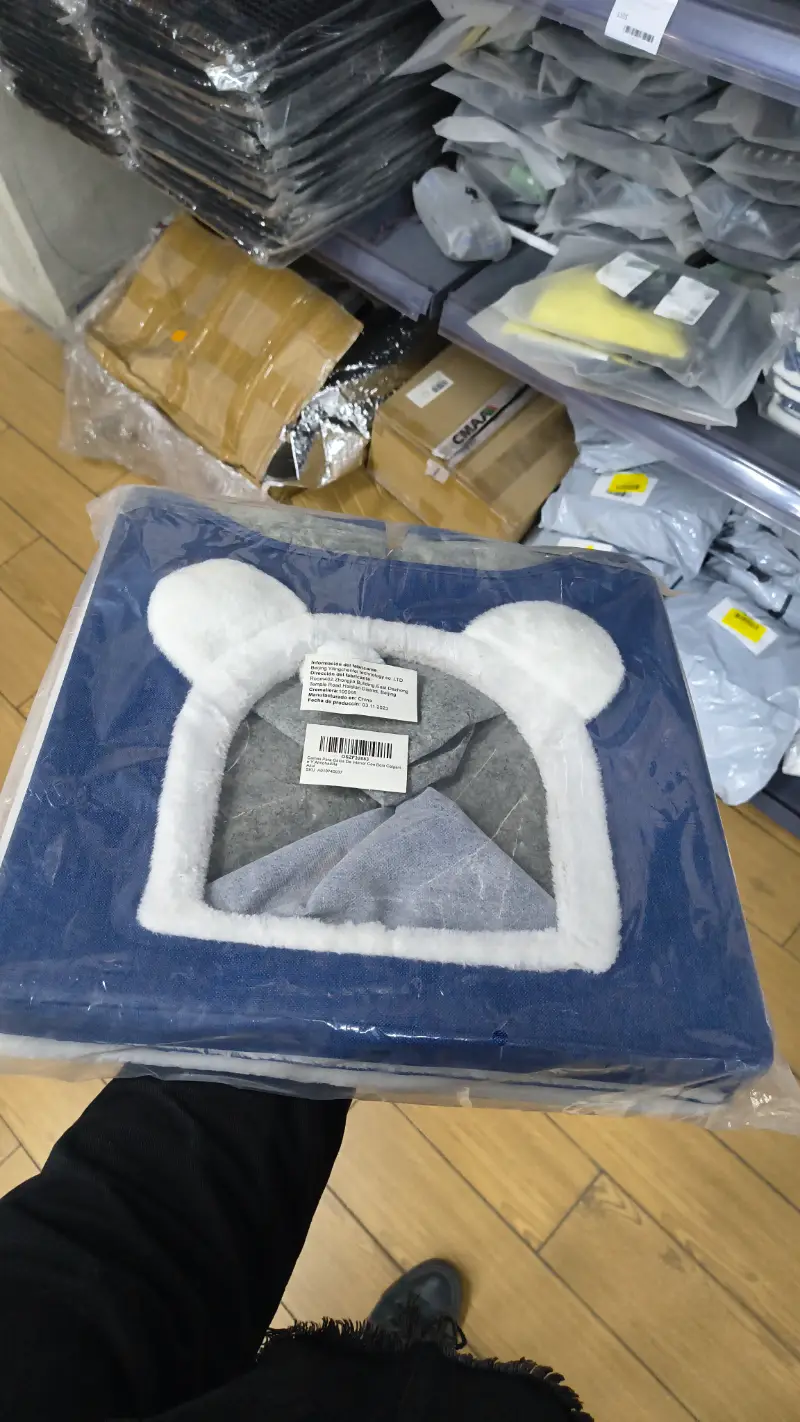 Cama para Gatos Linda - Nueva en Paquete