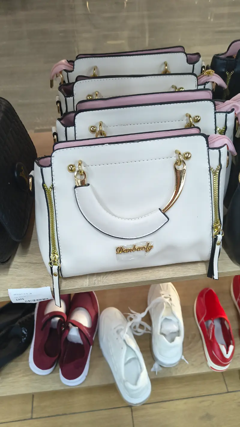 Elegante bolso blanco