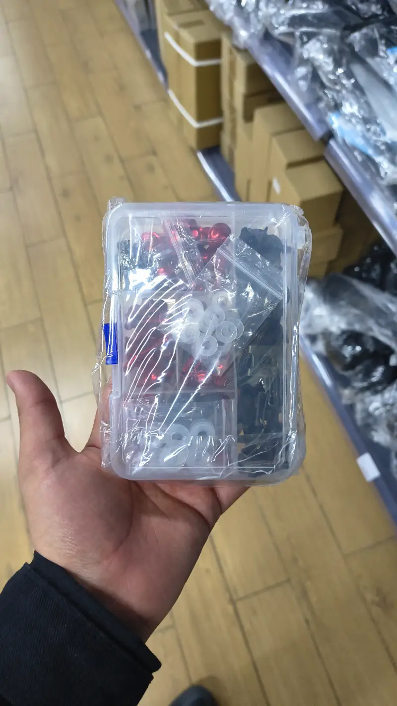 Caja de Surtido de Herrajes