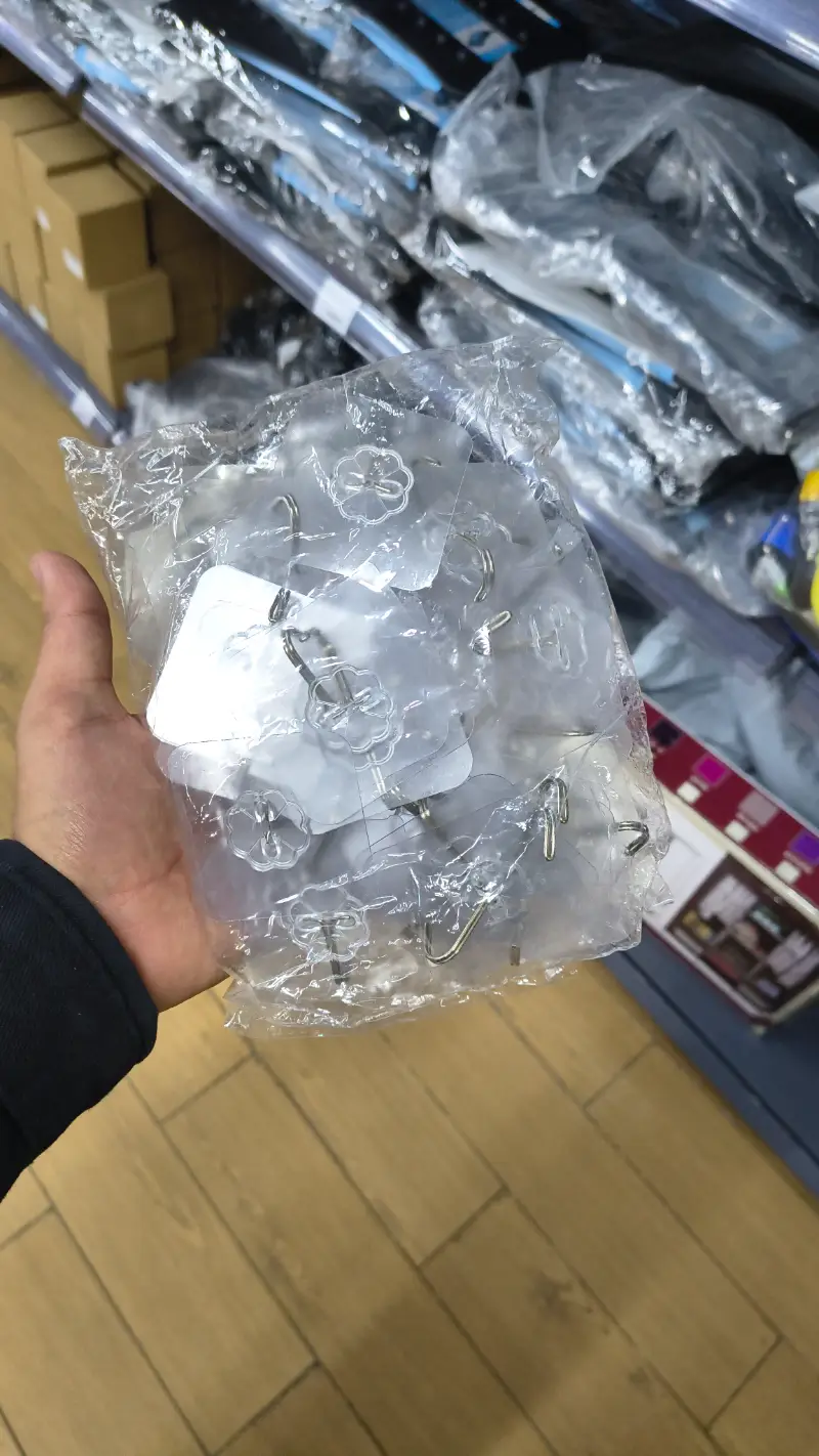 Ganchos Adhesivos de Pared