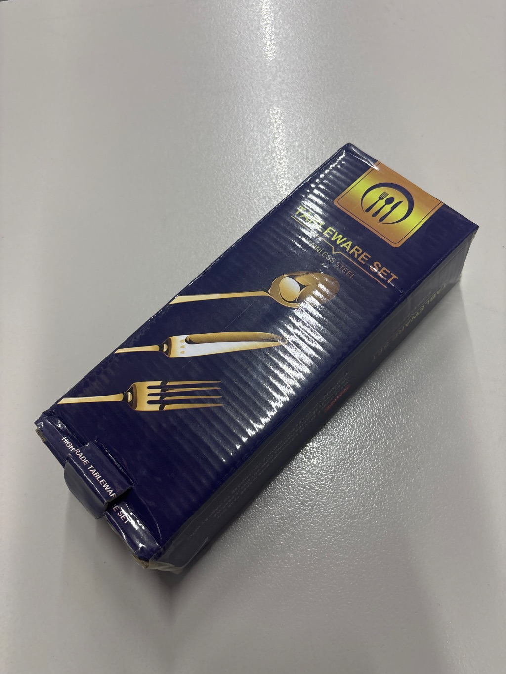 Juego de Vajilla Dorada