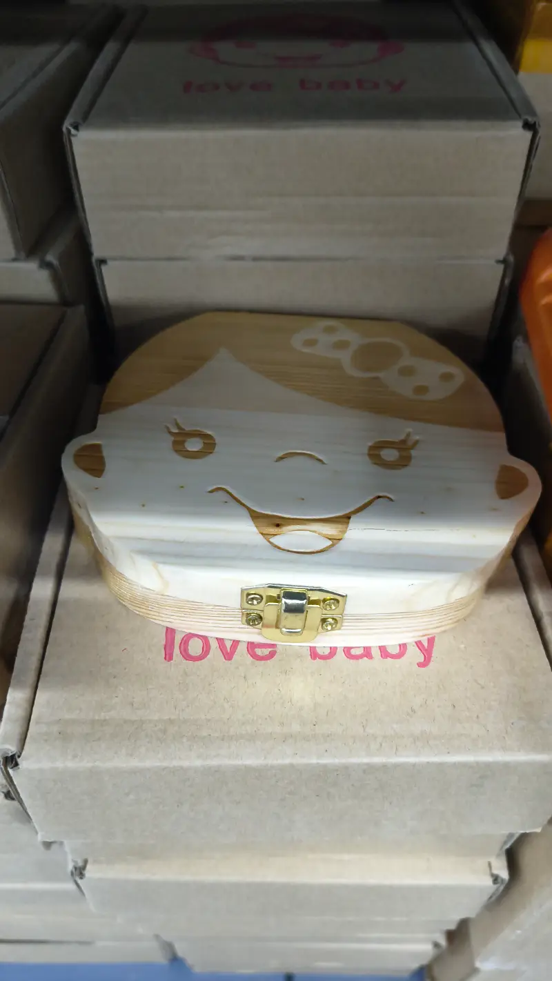 Cajita de madera 'Love Baby'