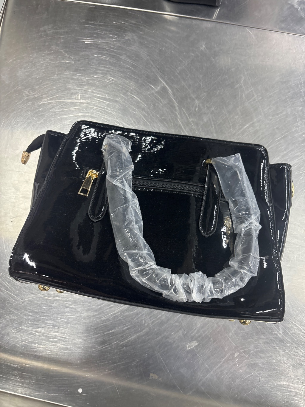 Bolso de Mano de Charol Negro