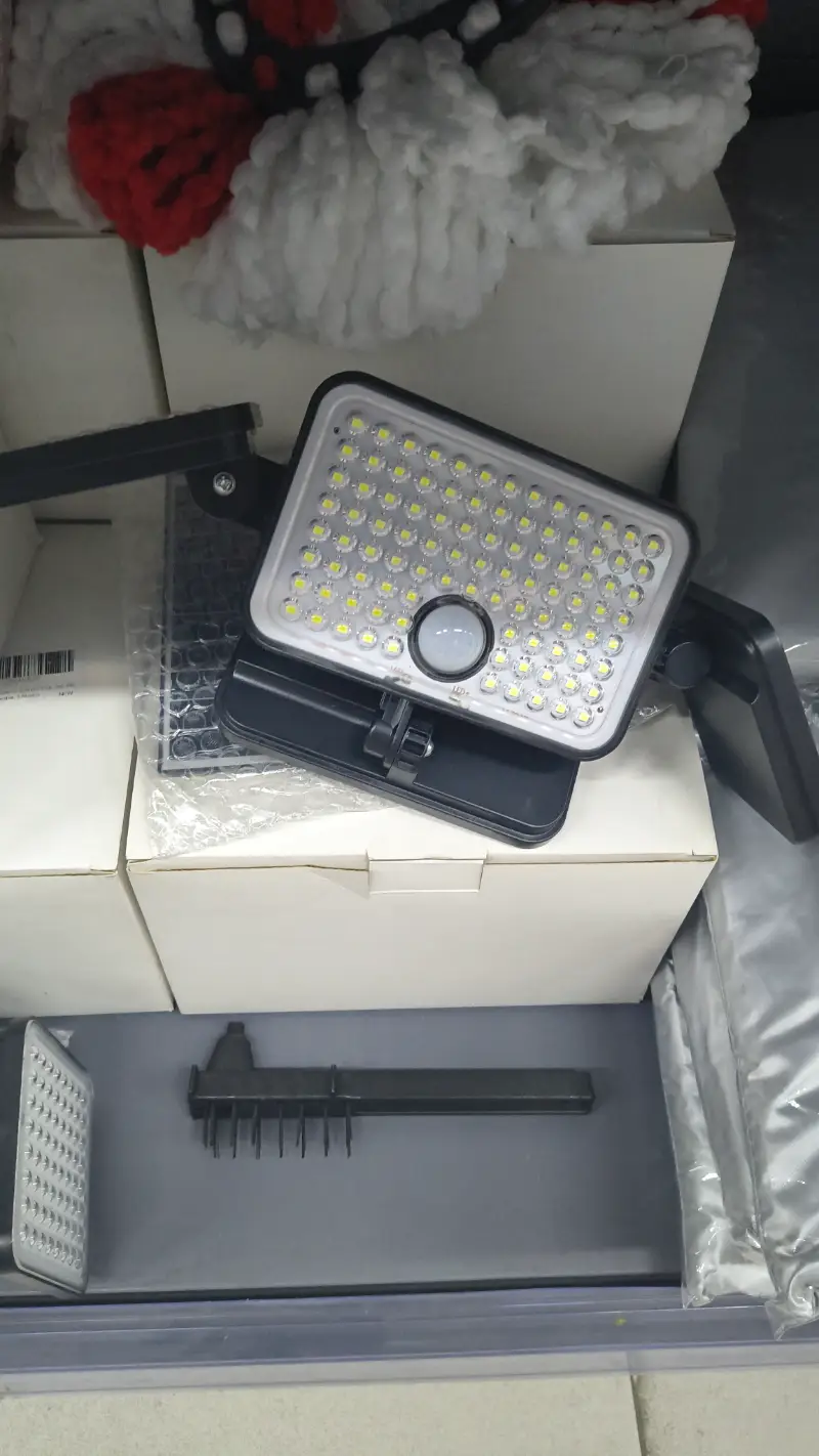 Luz de seguridad LED solar