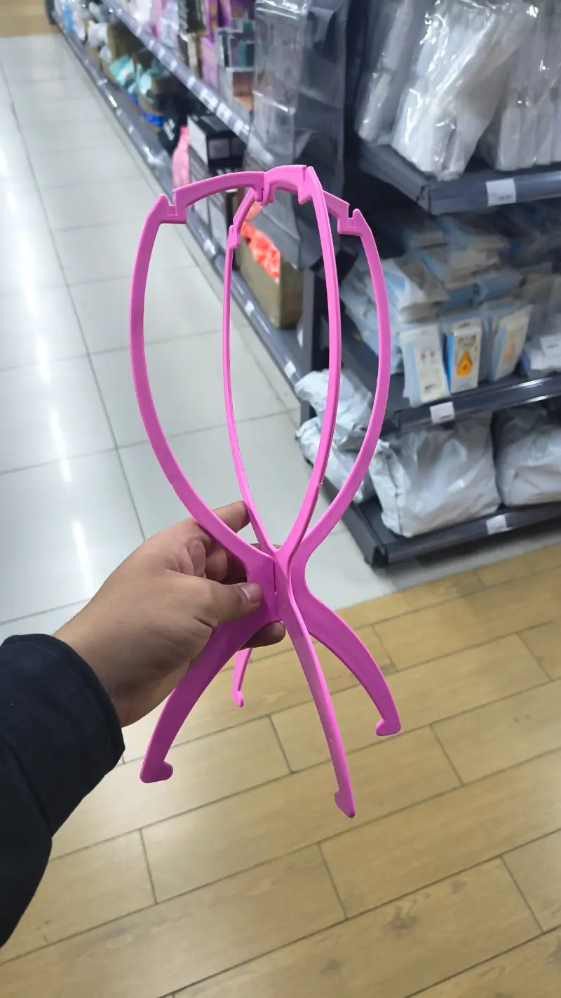 Soporte para Peluca Rosa