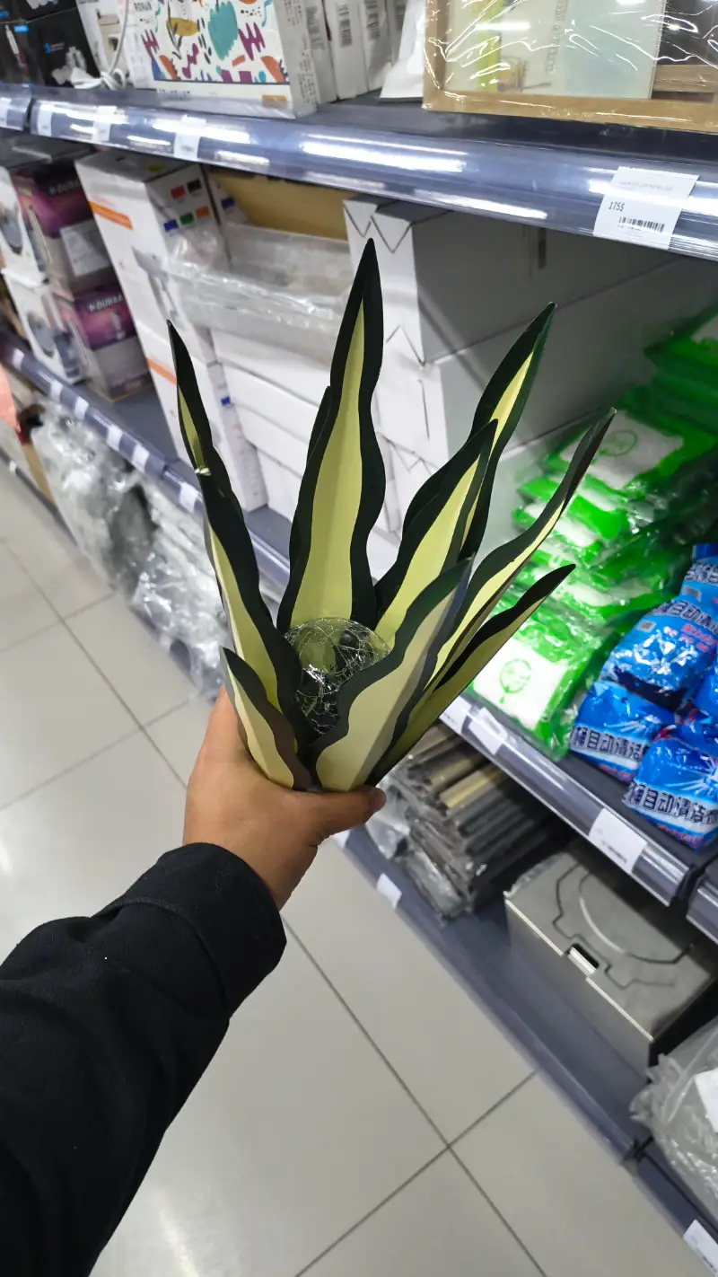 Decoración de Mesa: Planta Artificial